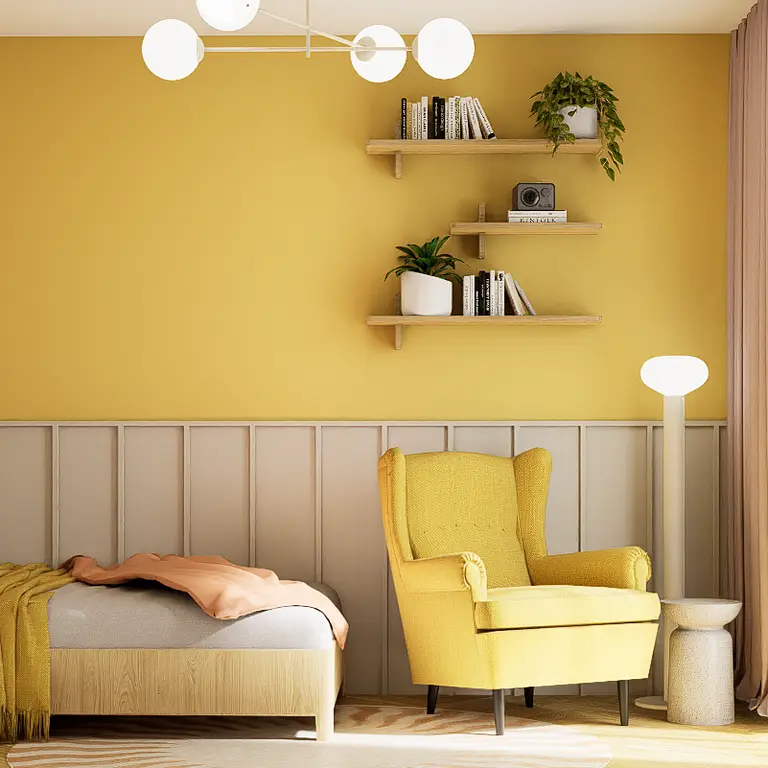 Wnętrze pokoju z żółtym fotelem, półkami i roślinami, styl art deco i eklektyczny.