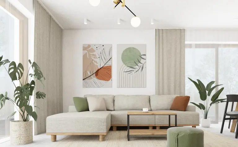 Wnętrze salonu w stylu boho i rustykalnym z jasną sofą i roślinami.
