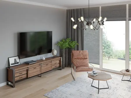 Wnętrze salonu w stylu industrialnym i soft minimalizm z drewnianymi meblami.