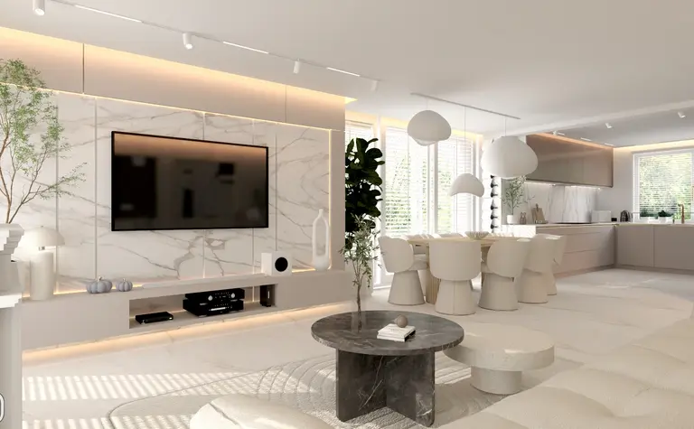 Wnętrze salonu z białymi meblami, drewnianym stołem i elementami stylu glamour, japandi oraz quiet luxury