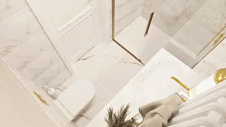 Stylowa łazienka w stylu glamour z nowoczesnymi elementami i tradycyjnymi detalami.