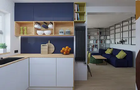 Kuchnia z niebieskimi meblami, drewnianymi akcentami i detalami dopamine decor.