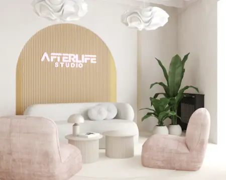 Wnętrze w stylu soft minimalizm z jasnymi meblami i rośliną