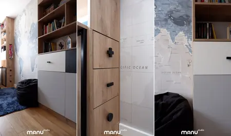 Wnętrze pokoju z drewnianą biblioteczką i mapą świata, nowoczesny, skandynawski, współczesny