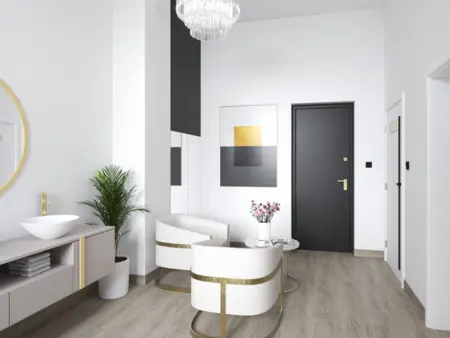 Przedpokój w stylu glamour z białymi meblami i nowoczesnymi detalami.