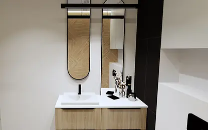Mała łazienka z WC 